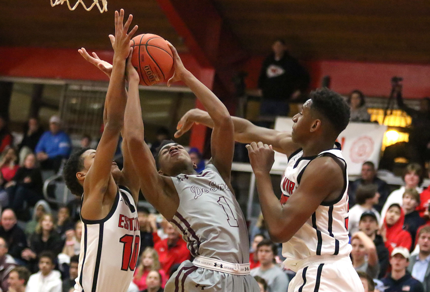 Chaminade vs. De Smet basketball